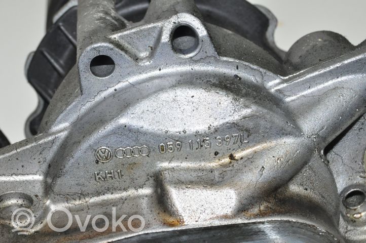 Audi A4 S4 B7 8E 8H Radiatore dell’olio trasmissione/cambio 059115397L