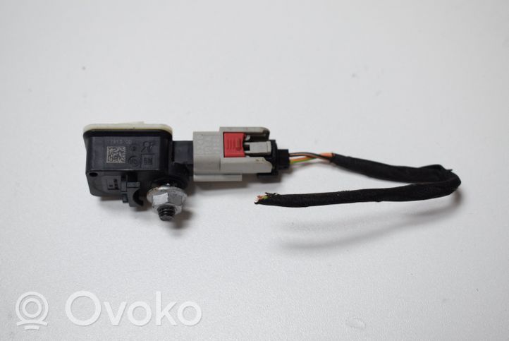 Opel Cascada Gaisa spilvenu trieciensensors 13576422