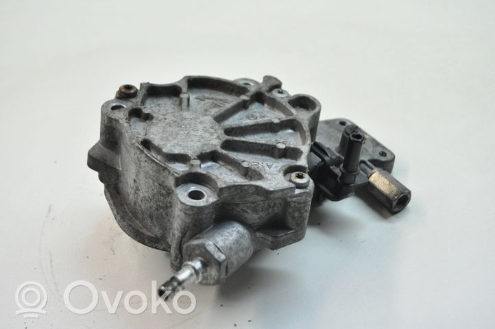 Land Rover Freelander 2 - LR2 Alipainepumppu D171B1A0203S