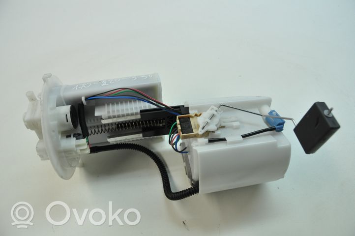 Toyota Prius (XW50) Kraftstoffpumpe im Tank 7702047140