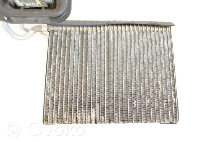 BMW X6 E71 Radiateur de chauffage 9187630