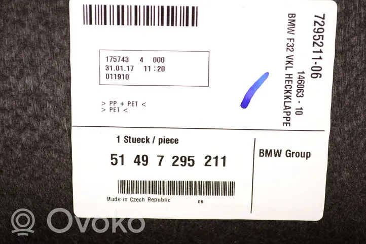 BMW 4 F32 F33 Poszycie / Tapicerka tylnej klapy bagażnika 7295211