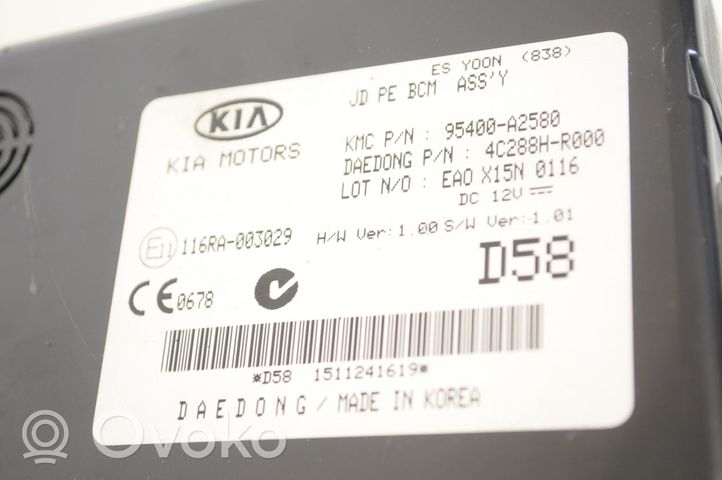 KIA Ceed Modulo di controllo del corpo centrale 95400A2580