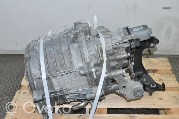 BMW i8 Engine 7636170