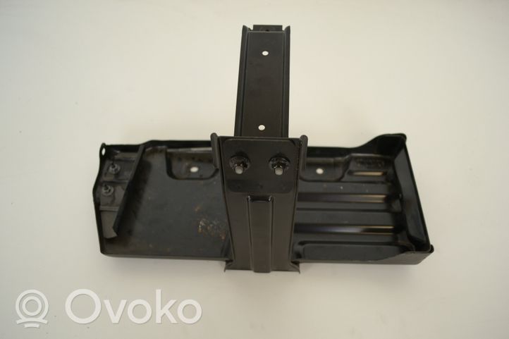 Infiniti M Battery box tray 