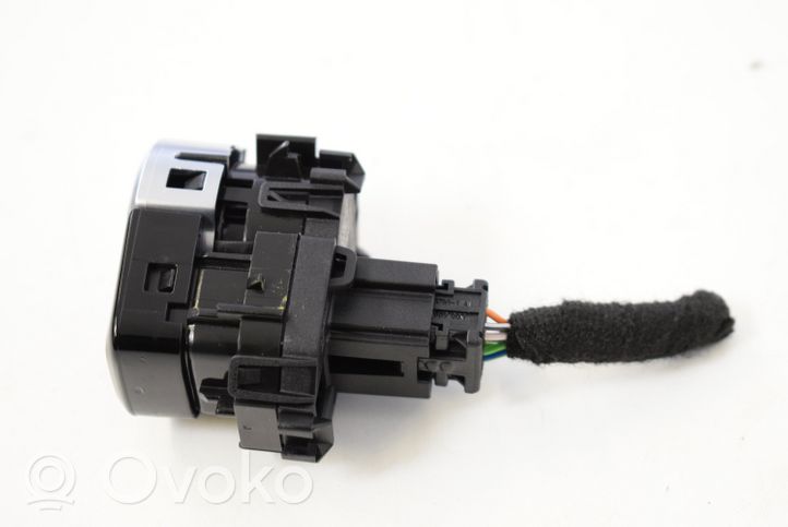 BMW 6 G32 Gran Turismo Bouton poussoir de démarrage du moteur 61316835087