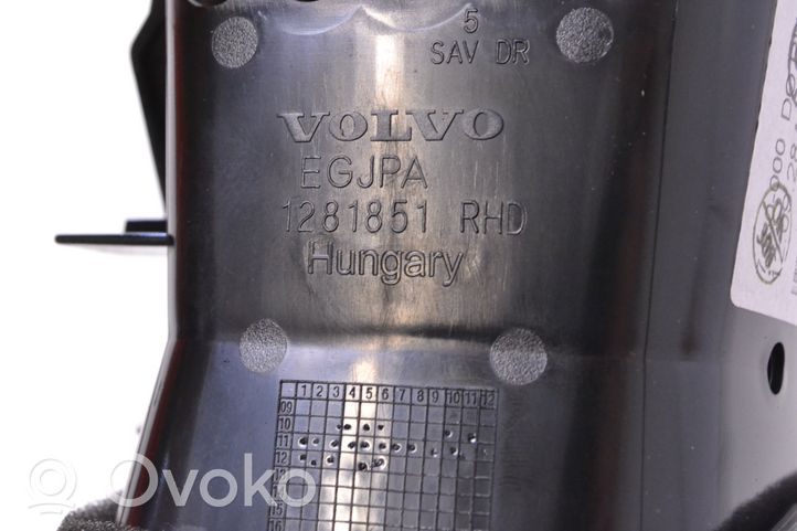 Volvo V40 Kojelaudan tuuletussuuttimen suojalista 1281852