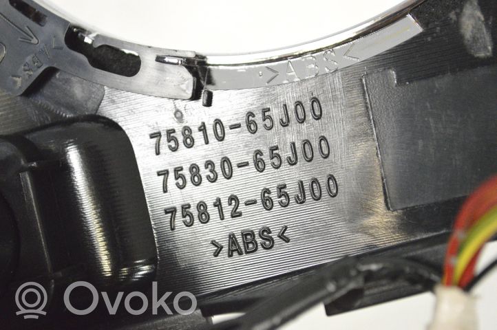 Suzuki Grand Vitara II Vaihteenvalitsimen kehys verhoilu muovia 7581065J00