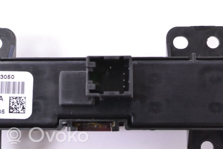 Jeep Cherokee Zestaw przełączników i przycisków P04602994AA