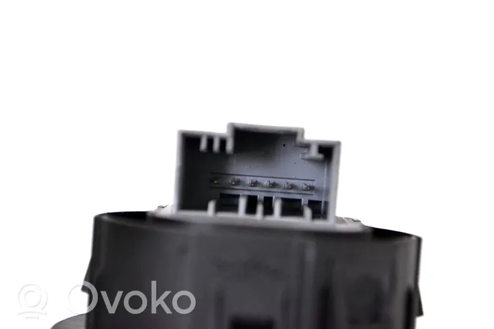 Volkswagen Scirocco Inne przełączniki i przyciski 1KA959565