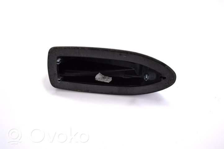 Volvo S80 Stogo (GPS) antenos dangtelis 39850342