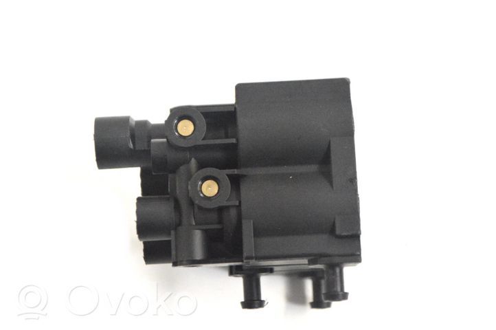 Land Rover Range Rover Sport L494 Module de commande suspension pneumatique arrière CPLA5B710BC