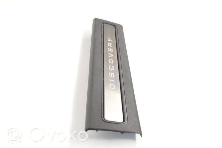 Land Rover Discovery 4 - LR4 Etuoven kynnyksen suojalista HY3213200A