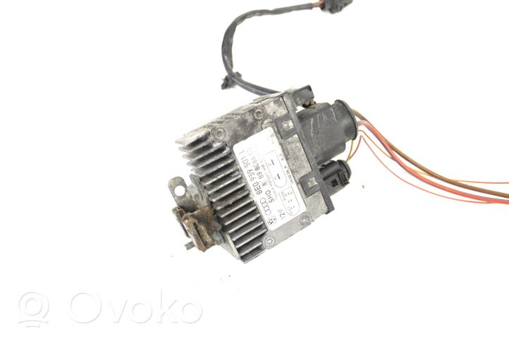 Audi A4 S4 B6 8E 8H Module de commande de ventilateur 898064000