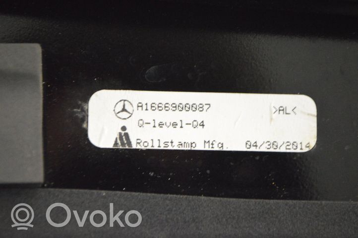 Mercedes-Benz GLE (W166 - C292) Front door glass trim molding A1666900087