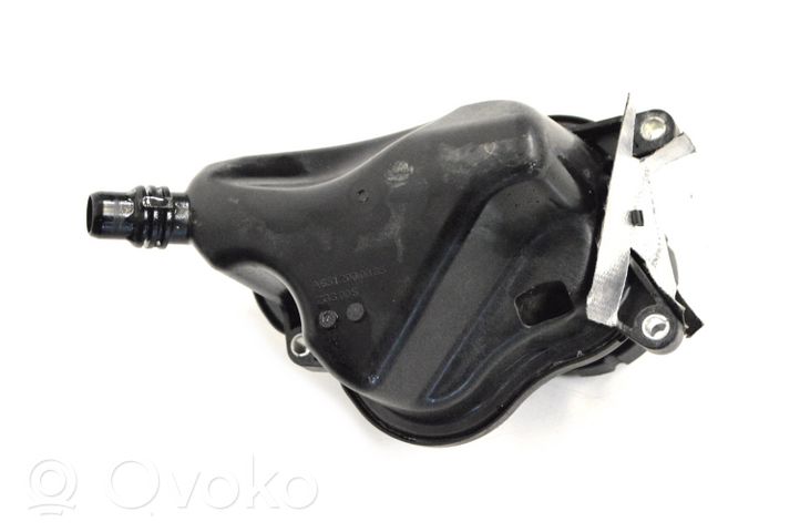 Mercedes-Benz SLK R172 Vase d'expansion / réservoir de liquide de refroidissement A6512000085