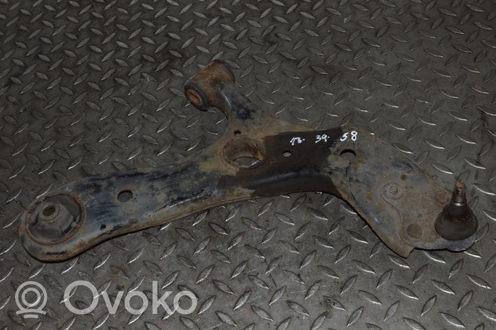 Toyota Auris 150 Braccio di controllo sospensione anteriore inferiore/braccio oscillante 