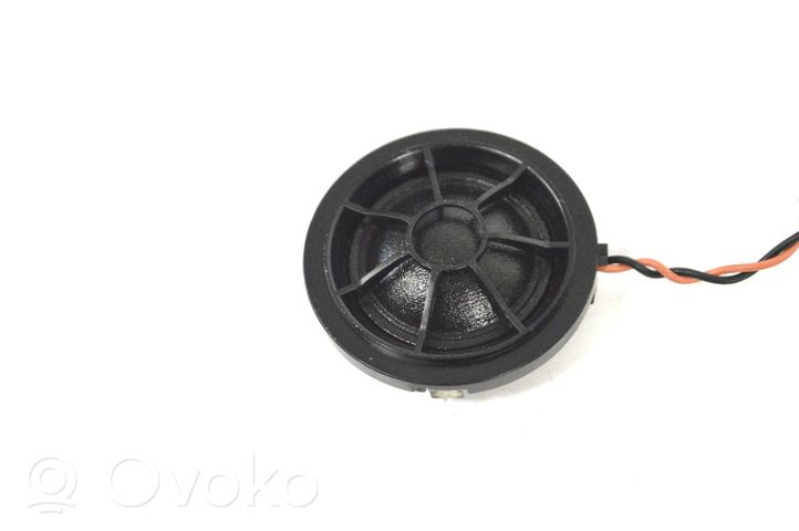 BMW X3 G01 Takaoven kaiutin 6813597