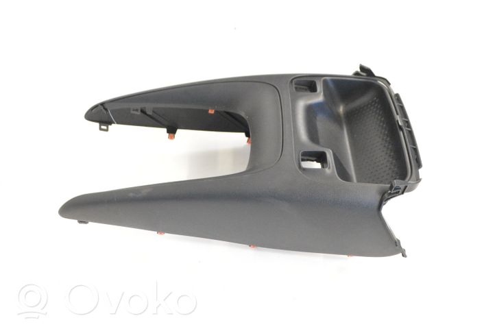 Toyota Corolla E210 E21 Kita centrinė konsolės (tunelio) detalė 5883902320