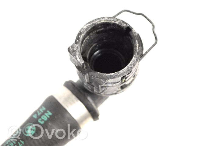 BMW 8 G14 Tuyau de liquide de refroidissement moteur 8602677