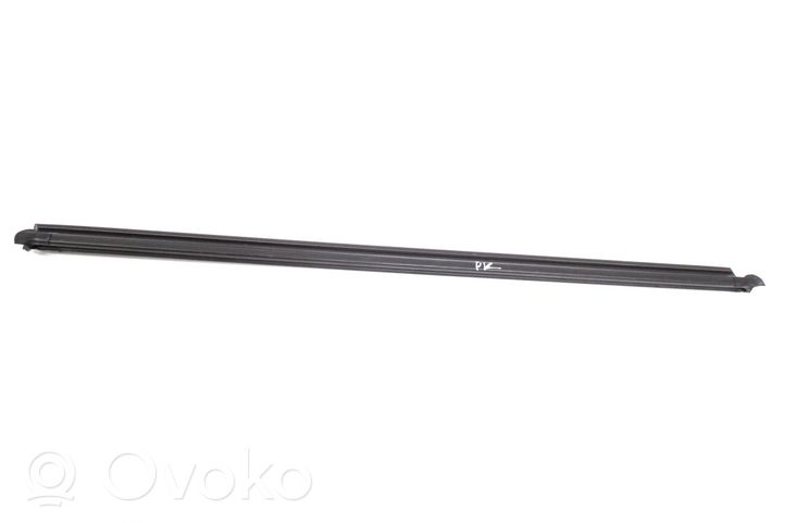 Volkswagen Golf VII Front door glass trim molding 5G4837479B