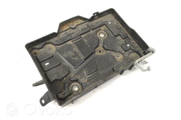 Alfa Romeo Giulietta Support boîte de batterie 51828595