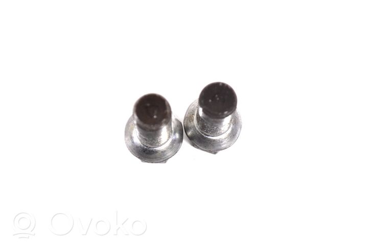 Audi A1 Nuts/bolts 