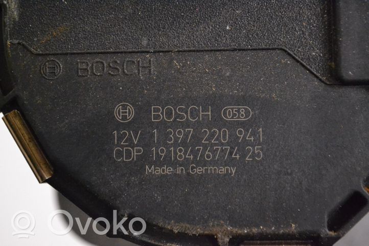 Audi Q8 Etupyyhkimen vivusto ja moottori 1397220941