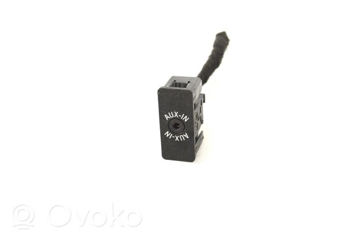 Mini One - Cooper Clubman R55 Câble adaptateur AUX 9229293