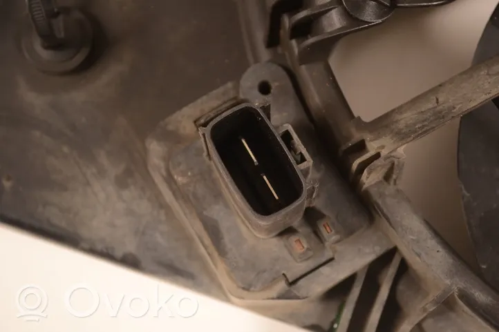Ford Fiesta Jäähdyttimen jäähdytinpuhaltimen suojus C1B18C607AE