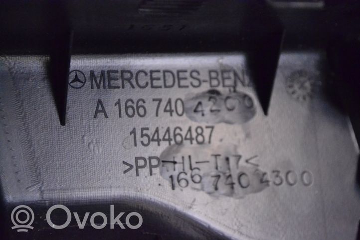 Mercedes-Benz GLS X166 Osłona tylna tunelu środkowego A1667404200