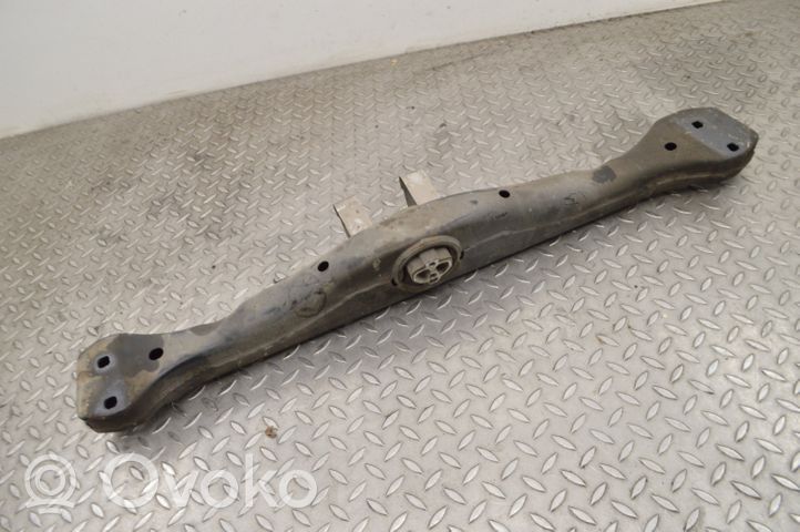 Porsche Cayenne (9PA) Supporto della scatola del cambio 7L0399227B