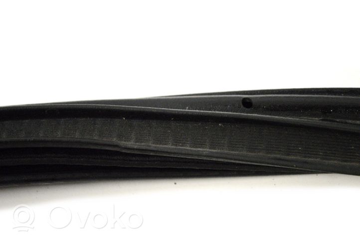 Opel Astra J Joint en caoutchouc pour coffre de hayon arrière 13253109