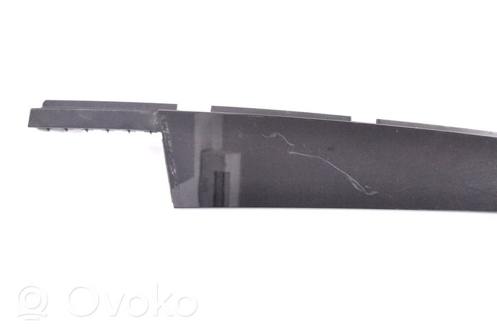 Volvo XC40 Rivestimento modanatura del vetro della portiera anteriore 31448391