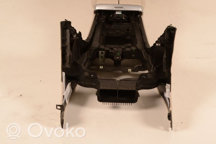 BMW 8 G14 Console centrale 