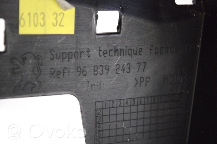 Peugeot RCZ Muu keskikonsolin (tunnelimalli) elementti 9683924377