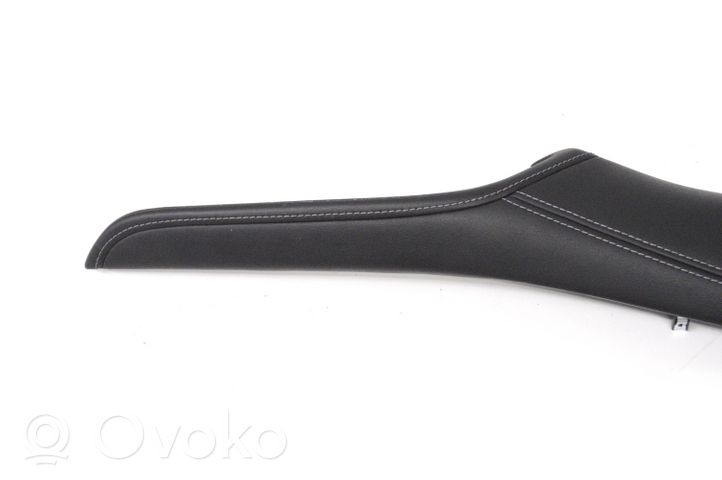 Infiniti Q30 Rivestimento del vano portaoggetti del cruscotto 682125DA0C