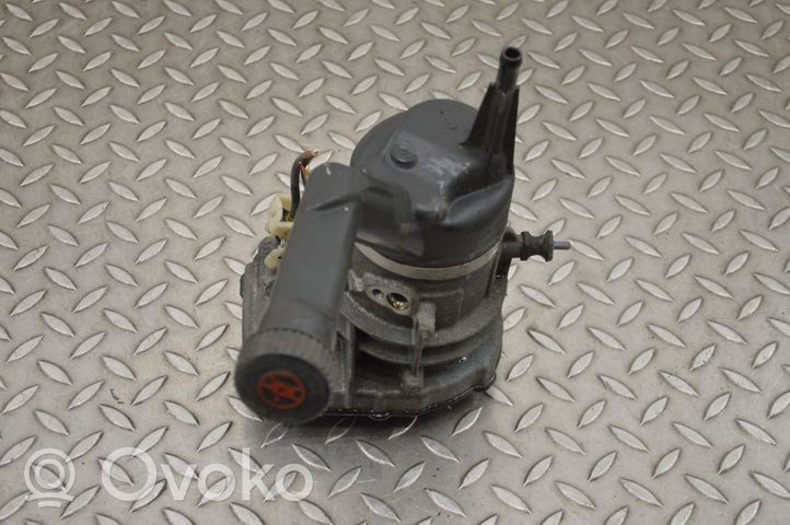 Peugeot RCZ Ohjaustehostimen pumppu 9673536480