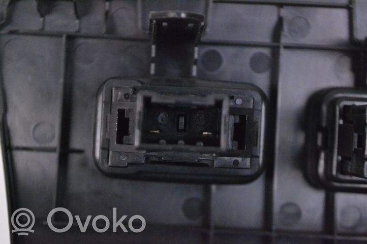 Toyota Prius (XW30) Altri elementi della console centrale (tunnel) 5880547030