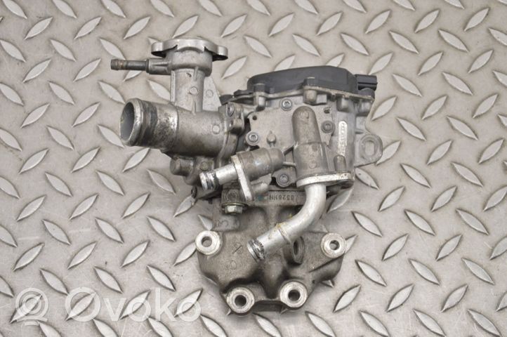 Infiniti Q50 Termostato 722203411