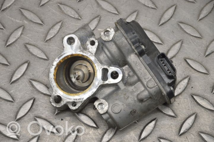 Mercedes-Benz B W247 EGR valve 147100361R