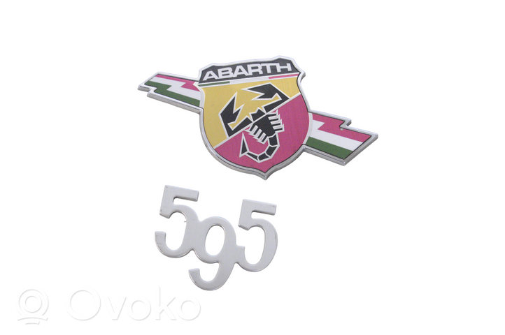 Fiat 500 Mostrina con logo/emblema della casa automobilistica 