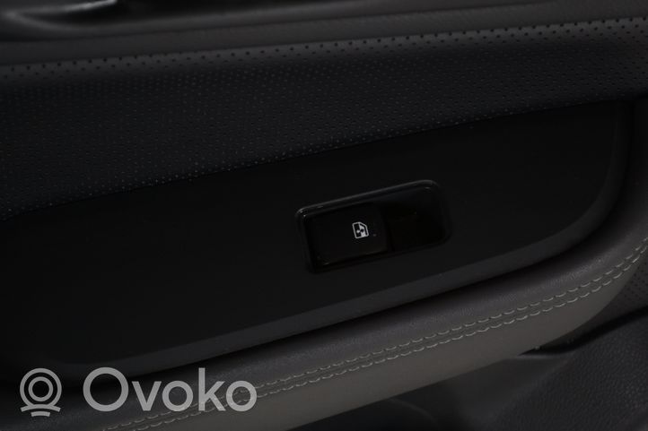 Subaru Outback (BS) Garniture de panneau carte de porte avant S73510530