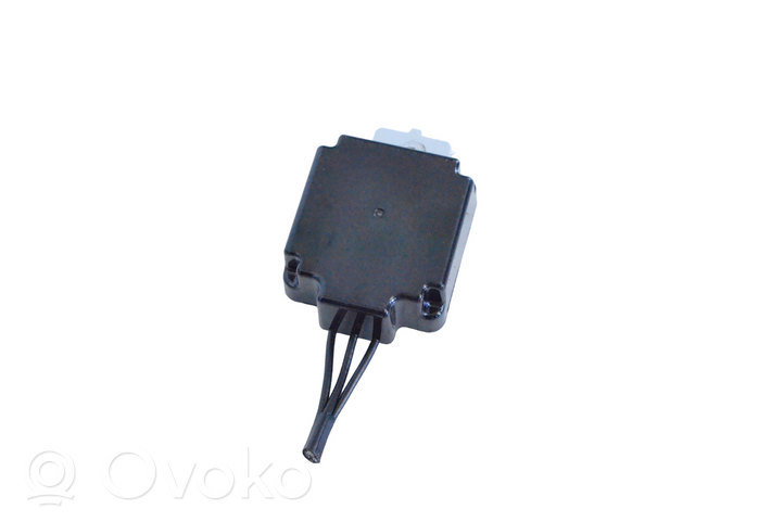 Suzuki SX4 S-Cross Antena GPS 3B32563T10