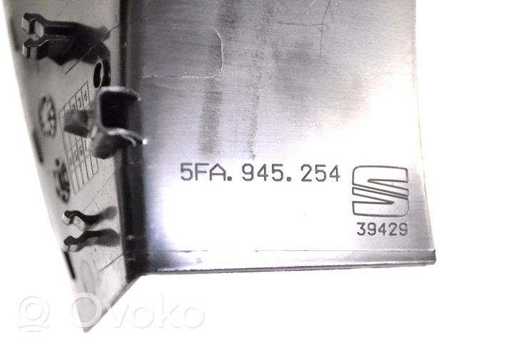 Seat Leon IV Muu vararenkaan verhoilun elementti 5FA945254