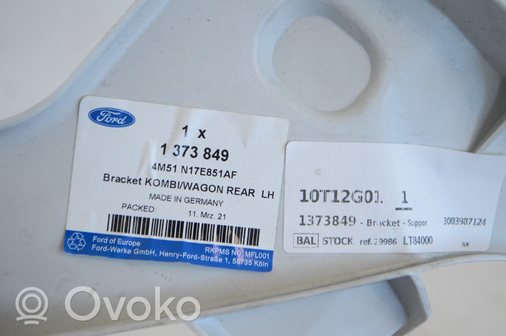 Ford Focus Staffa angolare del supporto di montaggio del paraurti 4M51N17E851AF