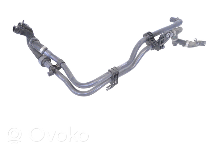 Porsche Taycan 9J1 Tubo flessibile del liquido di raffreddamento del motore 9J1815552C