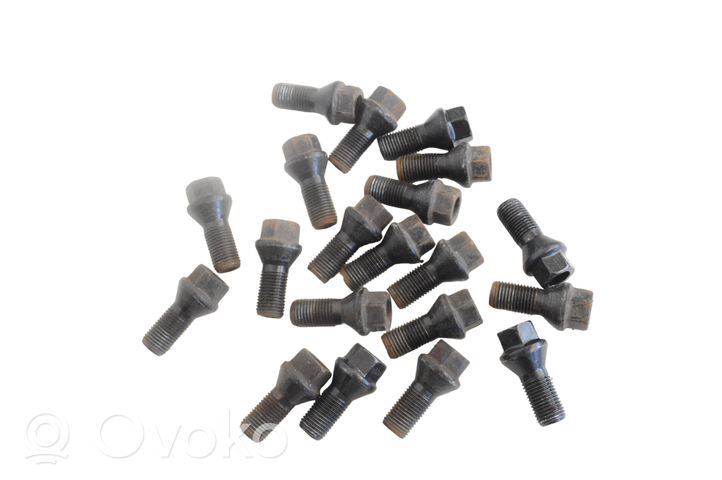 Alfa Romeo Stelvio Nuts/bolts 