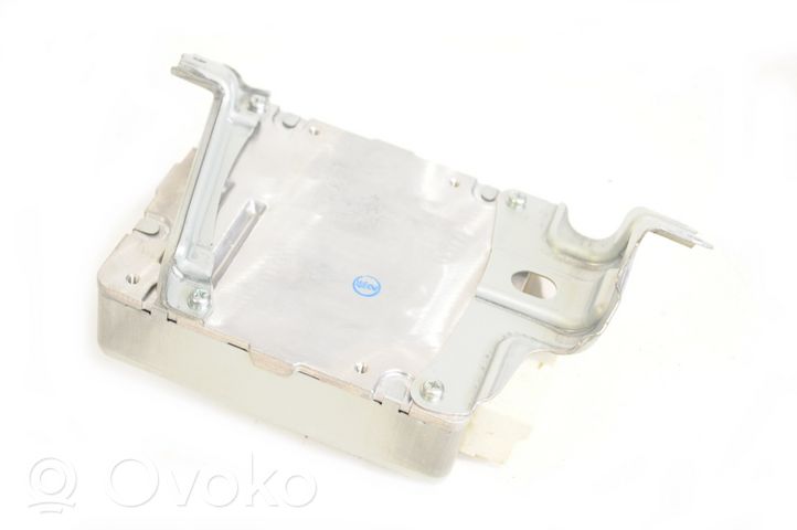 Toyota Prius (XW30) Muut laitteet 8965047260