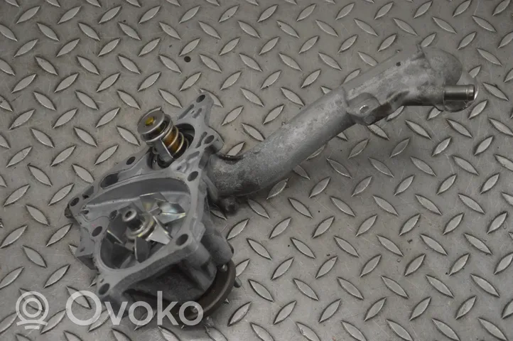 Toyota Land Cruiser (J150) Pompe de circulation d'eau H2501